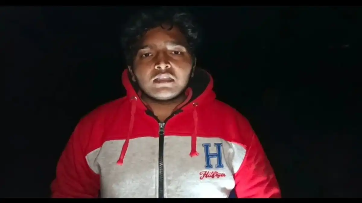 आजारी बापासाठी ई-पीक नोंदीसाठी रात्री शेतात उतरलेला १४ वर्षांचा शेतकरी मुलगा