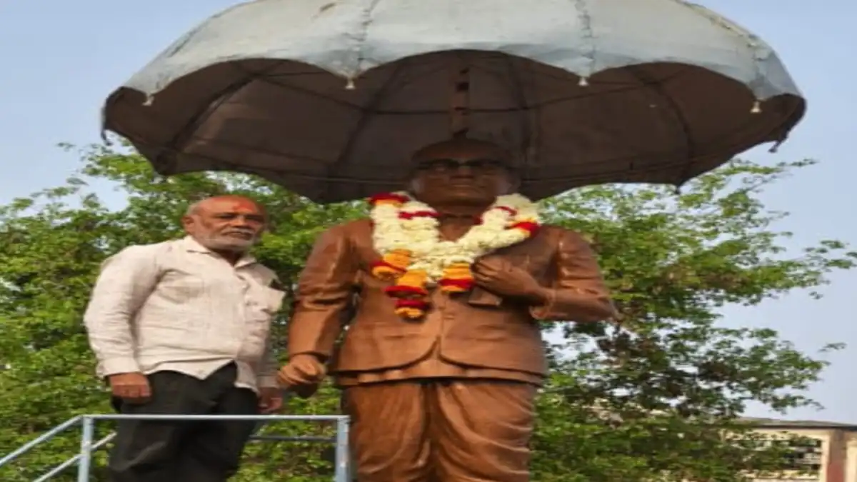 दुसरबीड येथे स्व. अण्णासाहेब देशमुख जयंतीनिमित्त अभिवादन कार्यक्रम