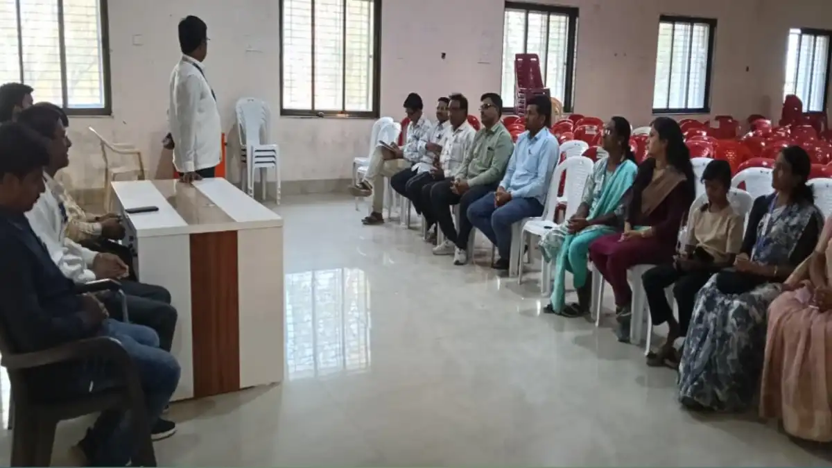 रिसोड तालुक्यात वाशिम महसूल कर्मचारी संघटनेची बिनविरोध कार्यकारिणी निवड सभा