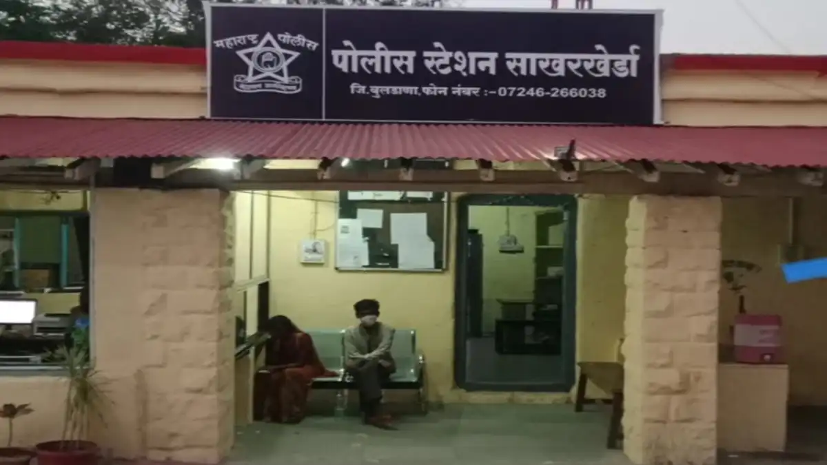 गुंज येथे शिवजयंती मिरवणुकीदरम्यान दोन गटात झालेला वाद