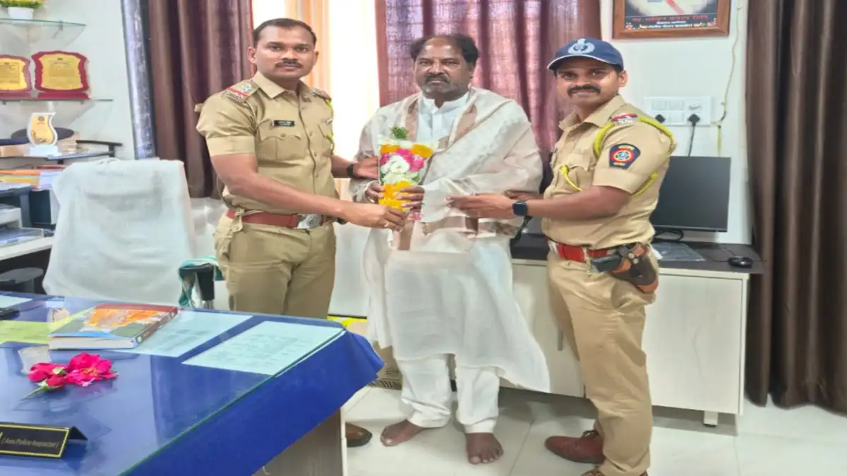 कवी अजीम नवाज राही साखरखेर्डा येथे लोकनेते राजारामबापू पाटील उत्कृष्ट वाड्मय पुरस्कार 2025 निमित्त सत्कार