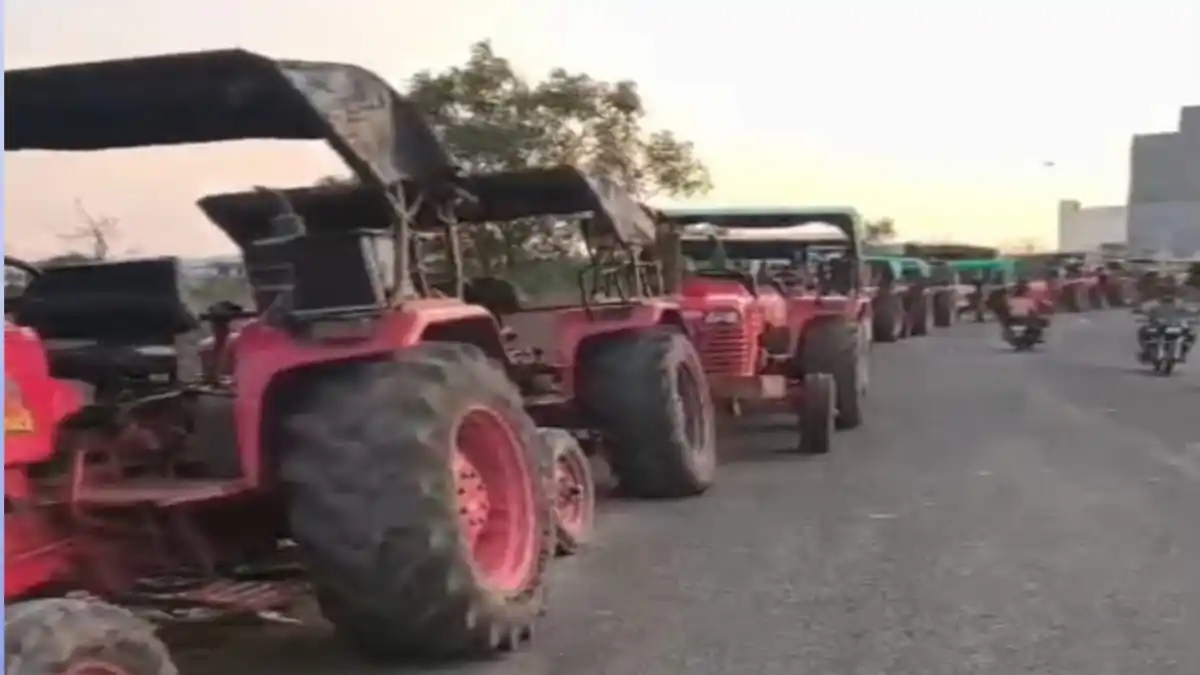 साखरखेर्डा पेट्रोल पंपावर ट्रॅक्टरची रांग, डिझेल टंचाईमुळे शेतकरी अडचणीत