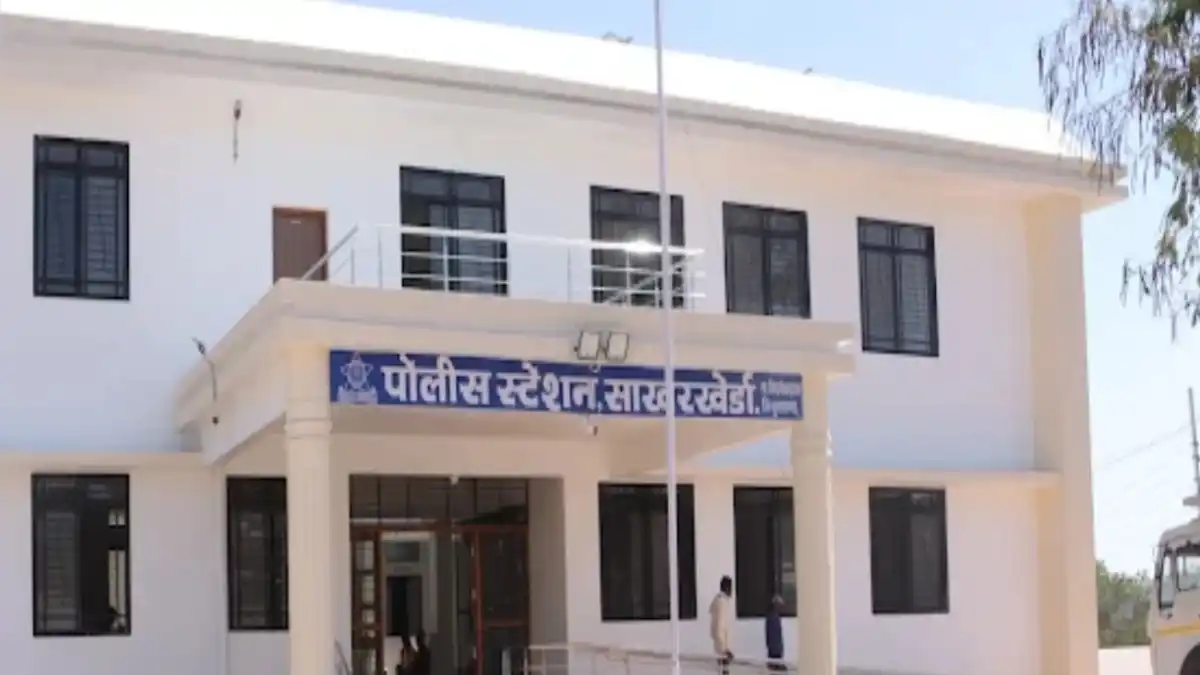 गुंज गावात शिवजयंती मिरवणुकीत राडा DJ वाद हिंसाचार आरोपी अटक