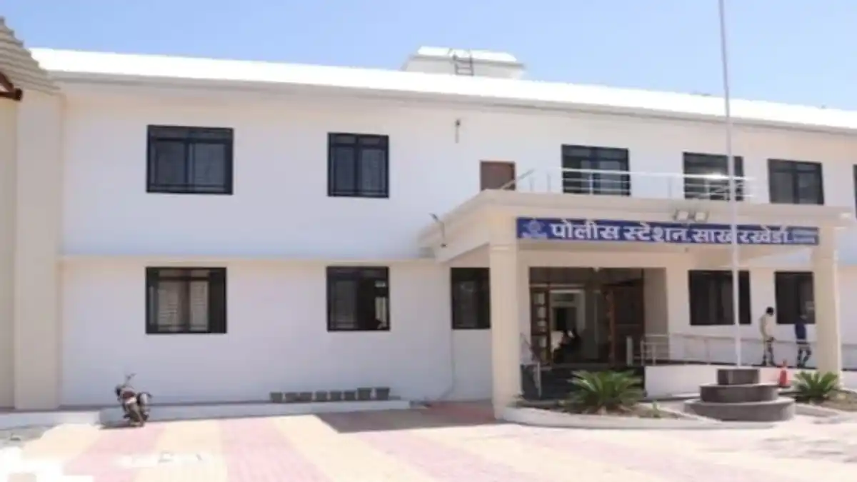 गुंज मारहाण प्रकरणात ४ आरोपी न्यायालयीन कोठडीत, सुरेश तुपकर यांचा जामीन फेटाळला