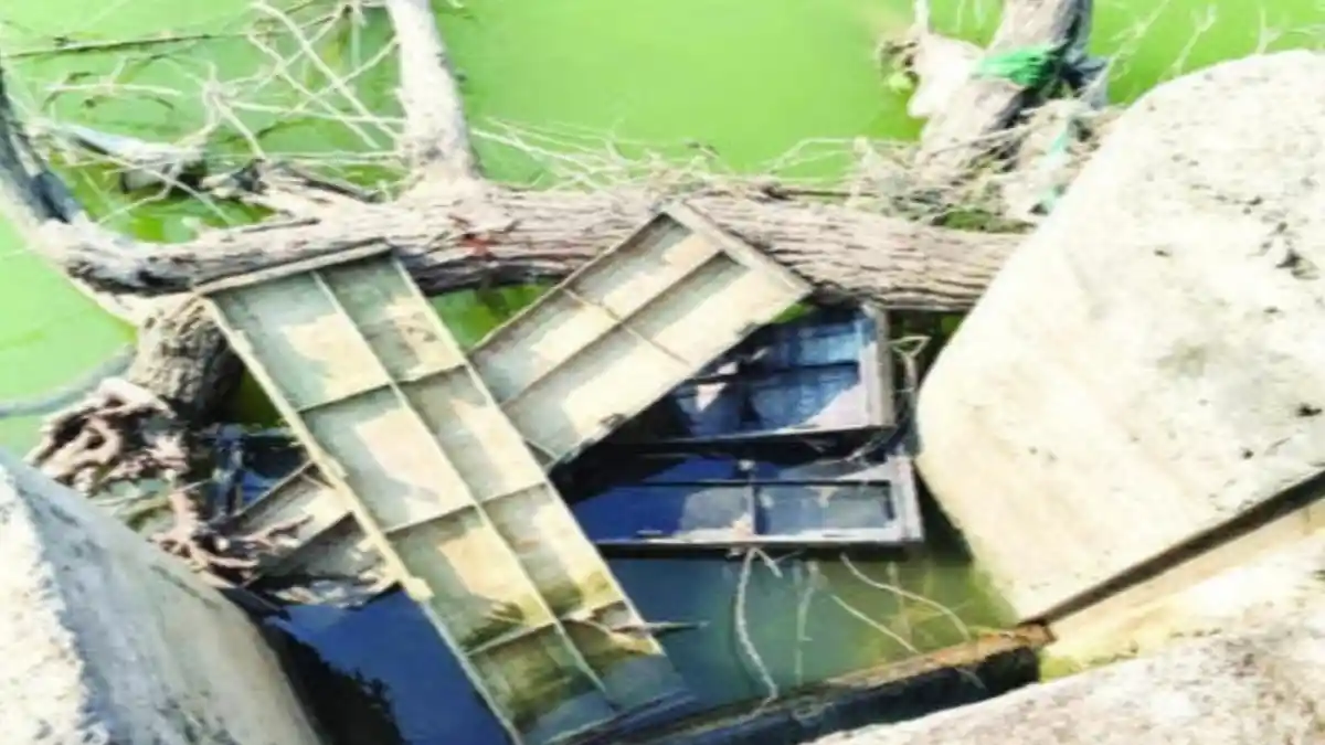 खडकपूर्णा बंधाऱ्याच्या प्लेटा काढून पाणी सोडल्याची घटना – बुलढाणा