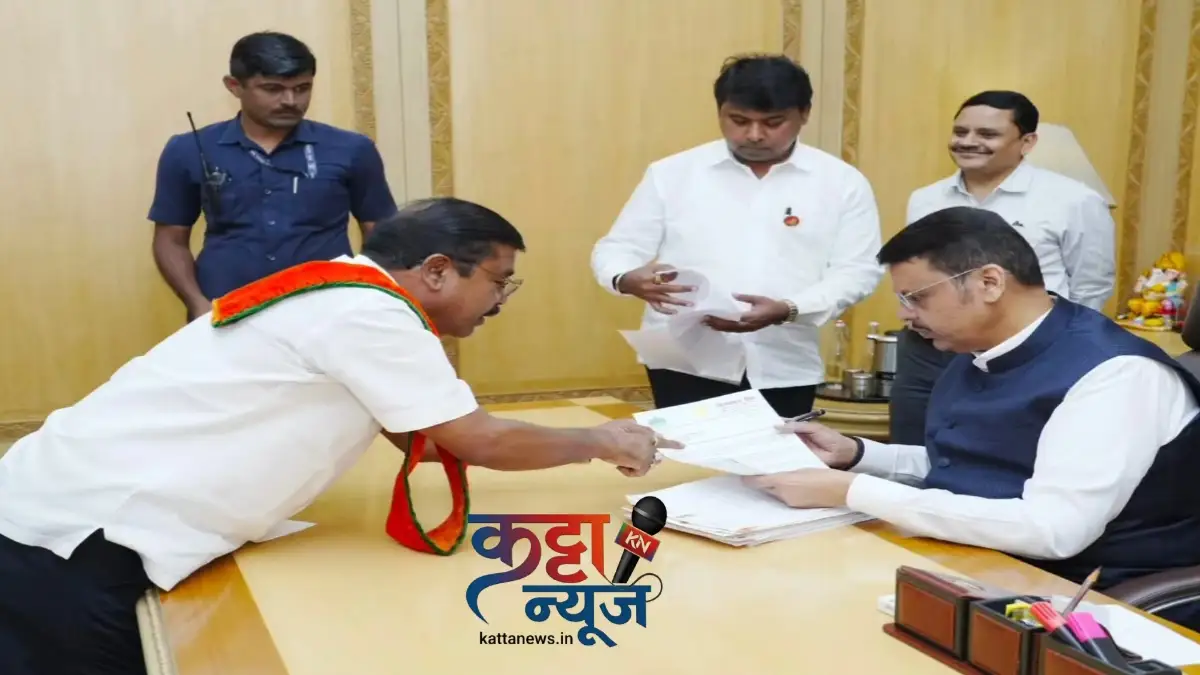 धाड आणि धामणगाव बढे तालुकानिर्मितीसाठी मुख्यमंत्री देवेंद्र फडणवीसांकडे निवेदन